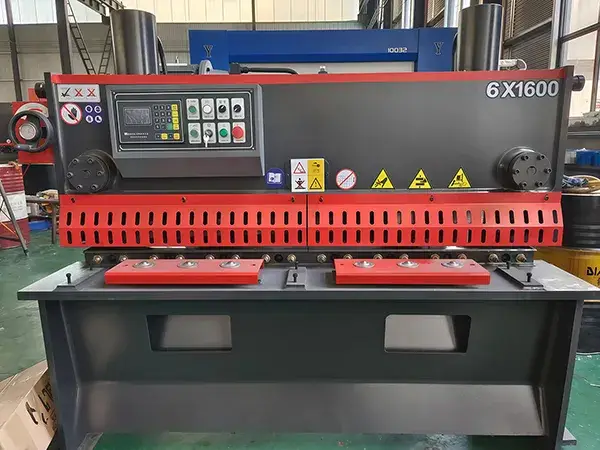 CNC Hydraulic Guillotine Shear